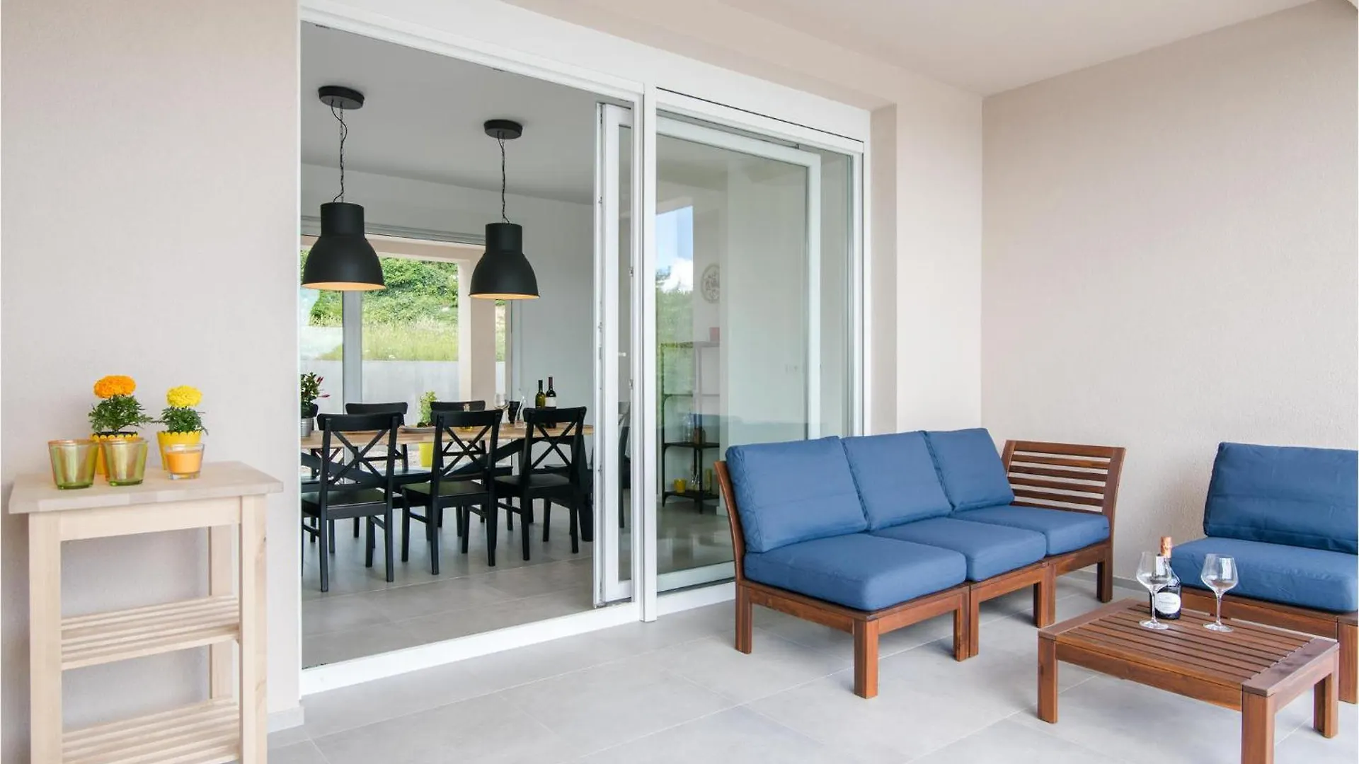 Beautiful Home In Vrh With 3 Bedrooms, Wifi And Outdoor Swimming Pool